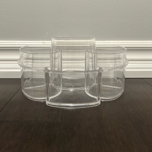 Clear Acrylic / Plastic Makeup and Bathroom Storage Container - Picture 2 of 2